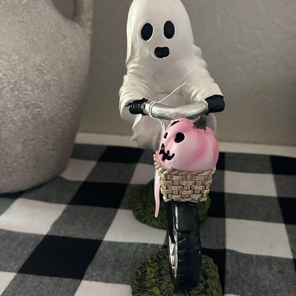 NWT Goblin & Ghoul Ghost On Bike with Pink Jack-O-Lantern Halloween - Picture 3 of 8